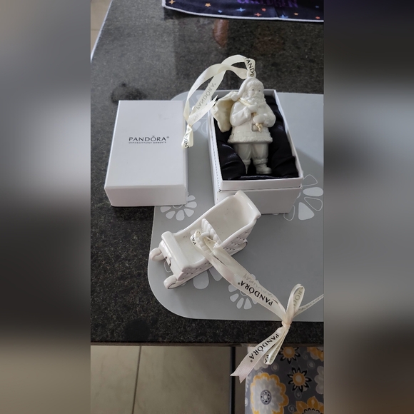 Pandora christmas ornaments slide and santa 2013 white - Picture 1 of 5